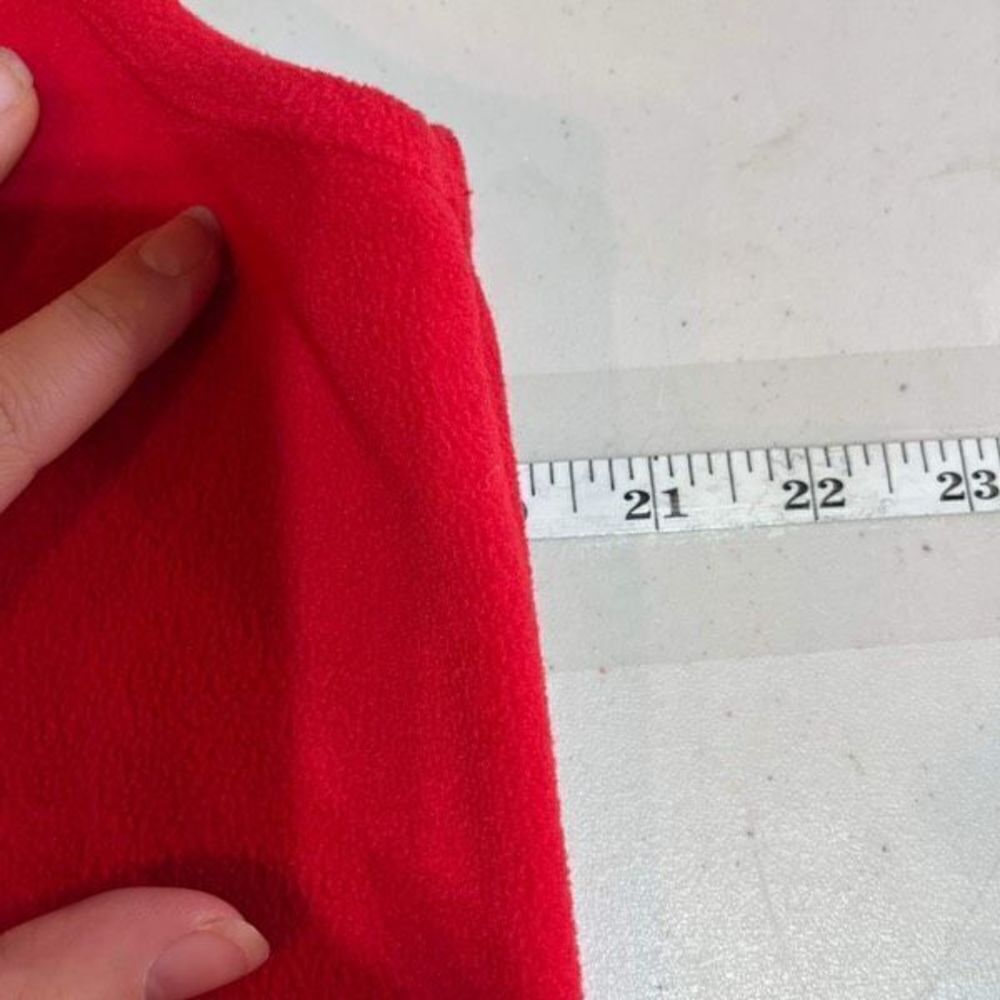Holiday Editions Women's Fleece Sleeveless Zip-Up Mock Neck Santa Vest Red Large - Picture 3 of 7